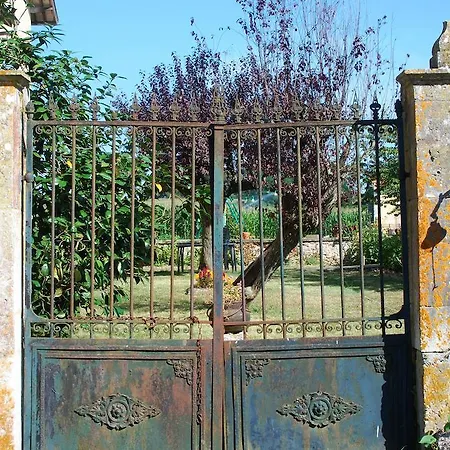 Bed & Breakfast D'hotes Larrey